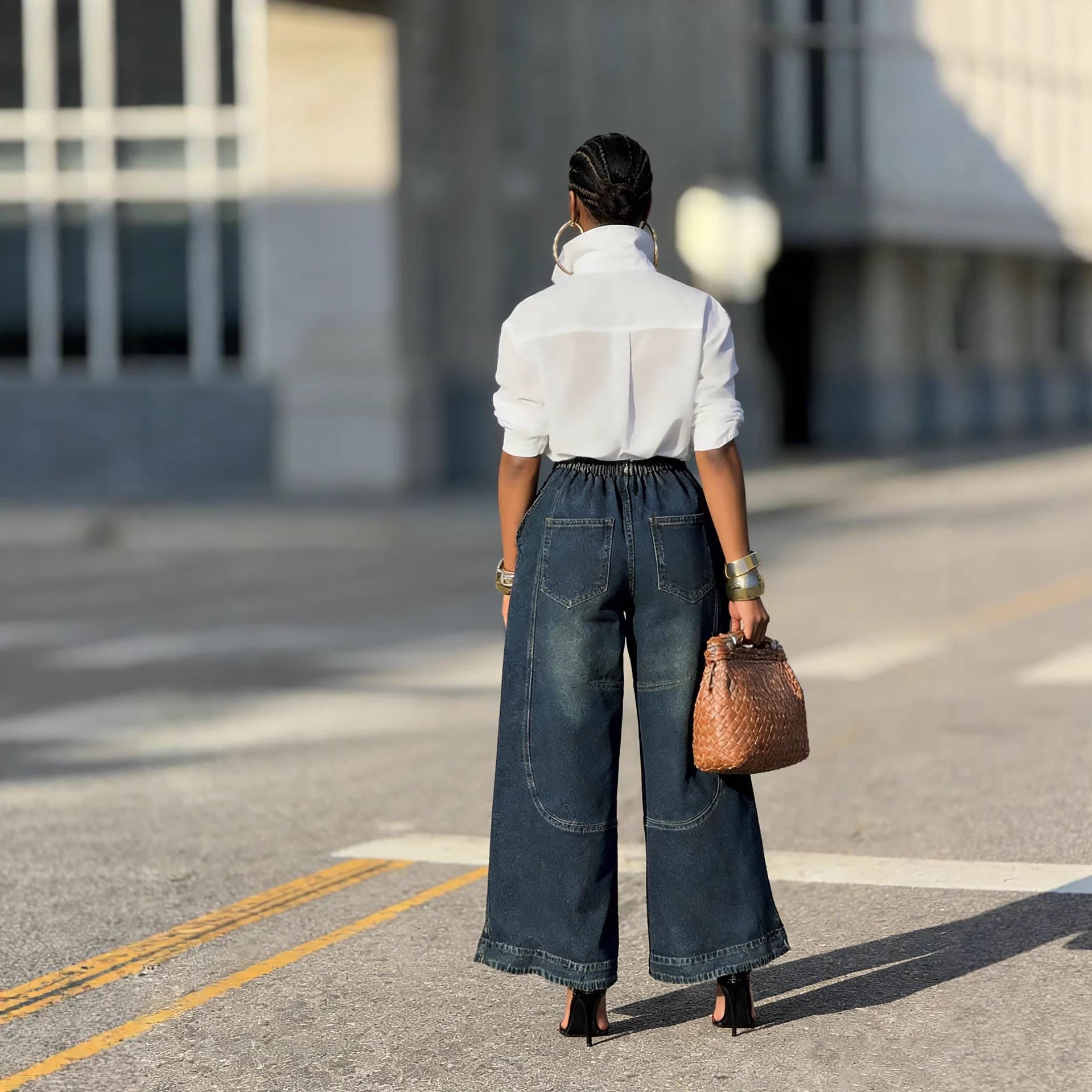 Vintage Cut-Out Panel Distressed Slant Pocket Elastic Waist Jeans